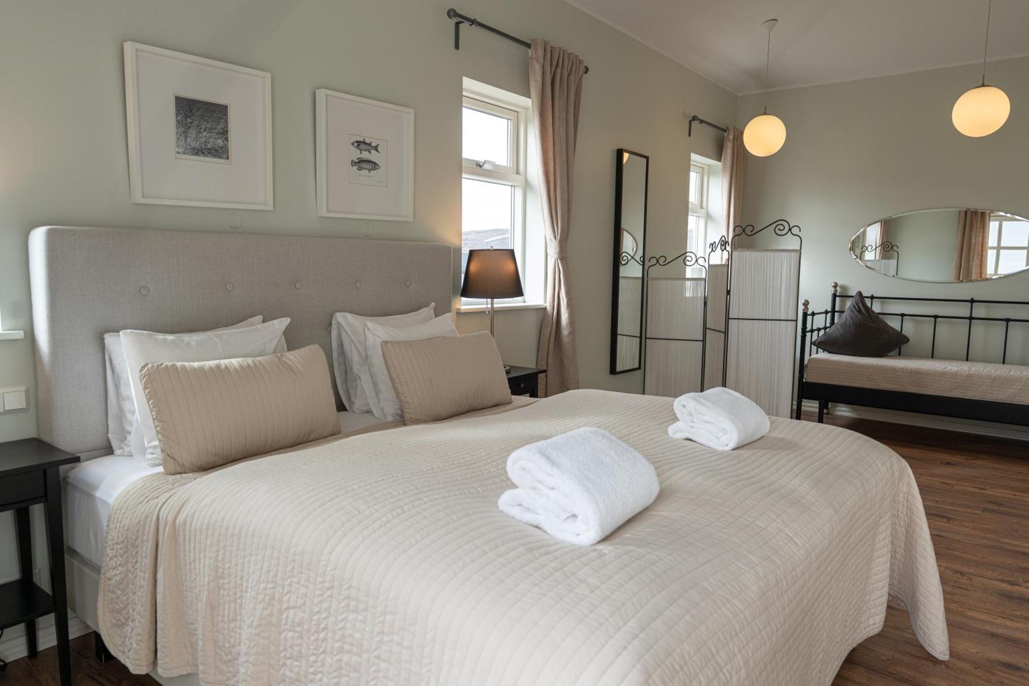 Hotel Grimsborgir By Keahotels Asborgir Room photo